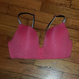 VS pushup bra